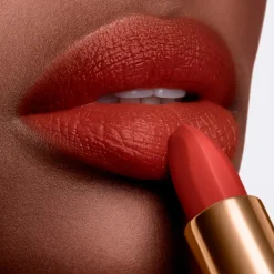 Lancôme L'Absolu Rouge Intimatte huulipuna