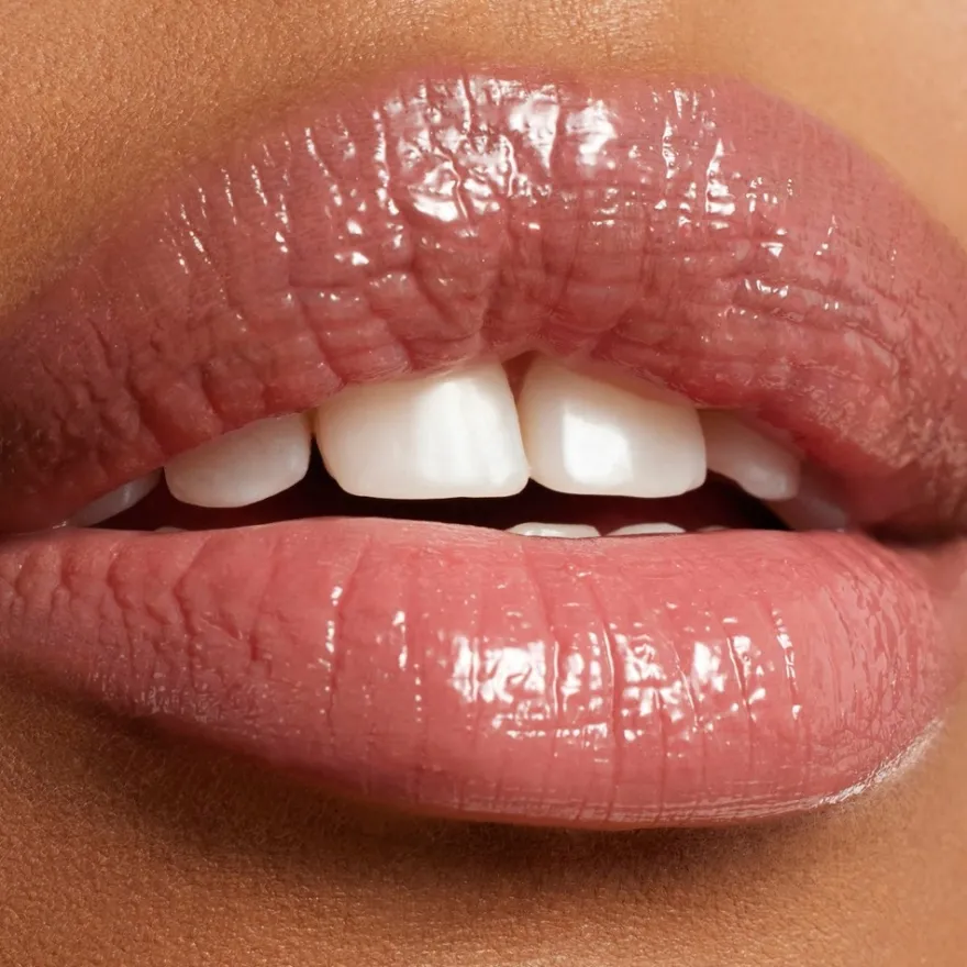 Lancôme Lip Idôle Butterglow Lip Balm huulipuna 3 g