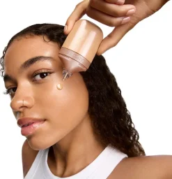 Lancôme Skin Idôle 3+ Serum Supertint meikkivoide 30 ml