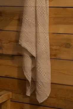 Lapuan Kankurit Kuohu pyyhe 85x180 cm valko/kaneli