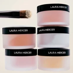 Laura Mercier Tools & Accessories Secret Brightening Powder Brush sivellin