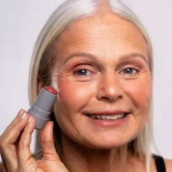 LH cosmetics Artistick -poskipuna 5,8 g