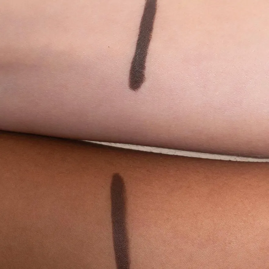 LH cosmetics Crayon -monikäyttöinen rajauskynä 1,1 g
