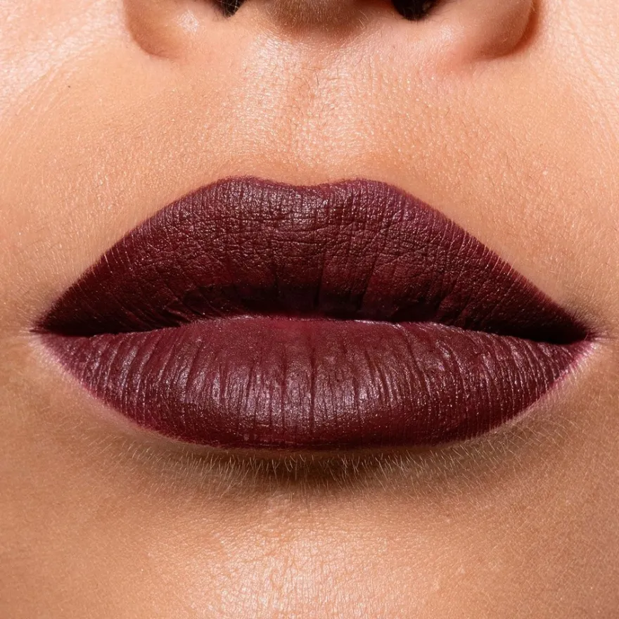 LH cosmetics Crayon -monikäyttöinen rajauskynä 1,1 g