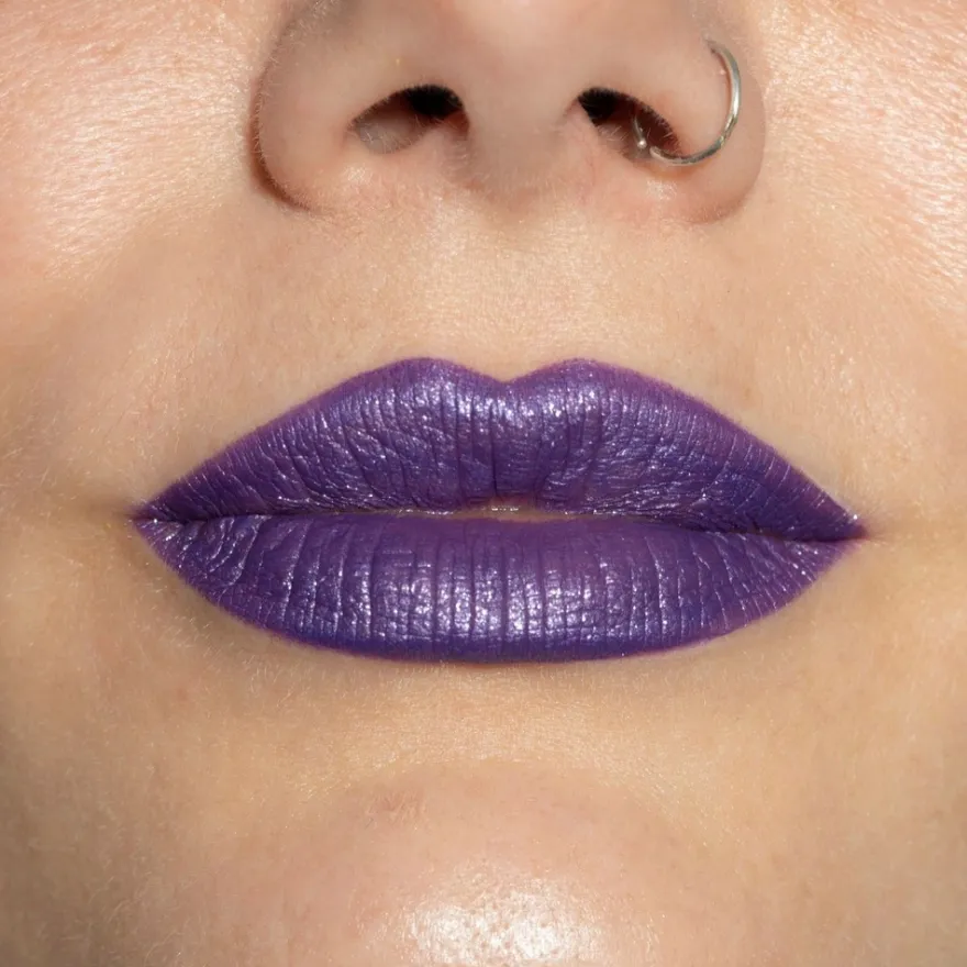 LH cosmetics Crayon -monikäyttöinen rajauskynä 1,1 g