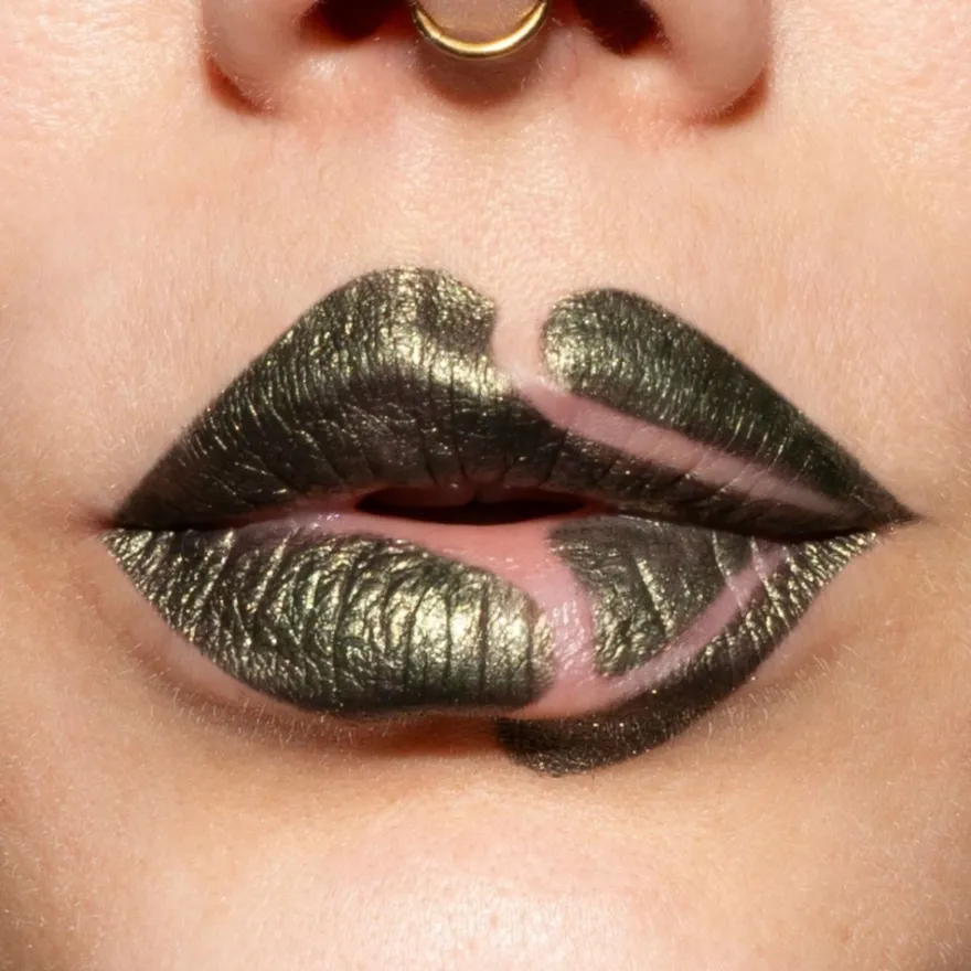 LH cosmetics Crayon -monikäyttöinen rajauskynä 1,1 g