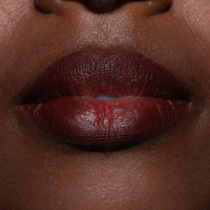 LH cosmetics Crayon -monikäyttöinen rajauskynä 1,1 g