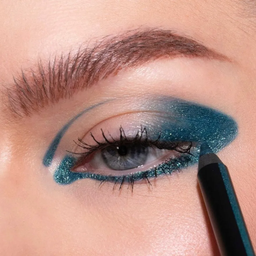 LH cosmetics Crayon -monikäyttöinen rajauskynä 1,1 g