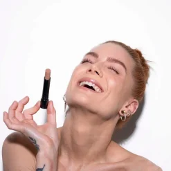 LH cosmetics Fantastick -huulipuna 2 g
