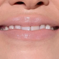 LH cosmetics Fantastick -huulipuna 2 g
