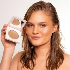 LH cosmetics Infinity Bronzer -aurinkopuuteri 7 g