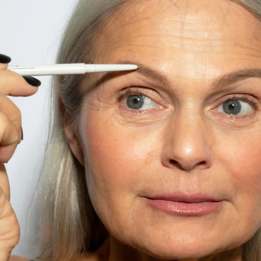 LH cosmetics Infinity Brow Pen -kulmakynä 0,07 g