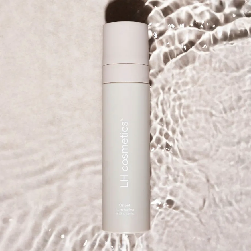 LH cosmetics Long Lasting Setting Spray meikinkiinnityssuihke 100 ml