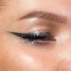 LH cosmetics Sparkl -nestemäinen luomiväri 3,3 ml