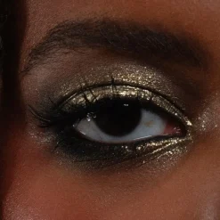 LH cosmetics Sparkl -nestemäinen luomiväri 3,3 ml