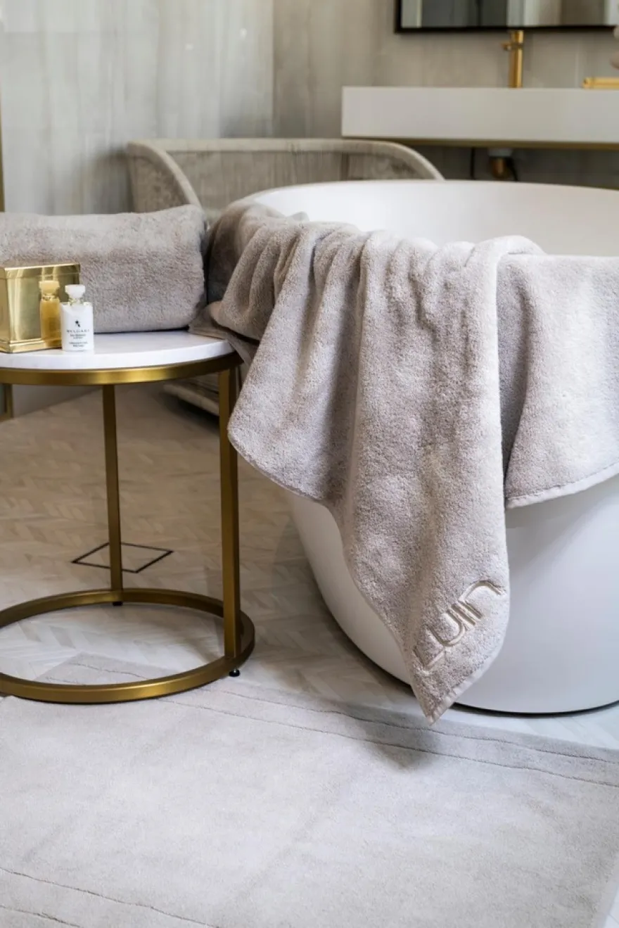 Luin Living Your Home Your Spa jättipyyhe 100x150 cm sand