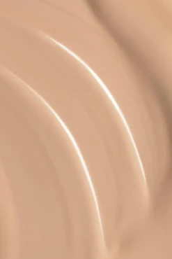 Lumene Invisible Illumination Seerumimeikkivoide SPF30 8 30 ml