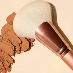MAC Bronzer fan brush 143S sivellin