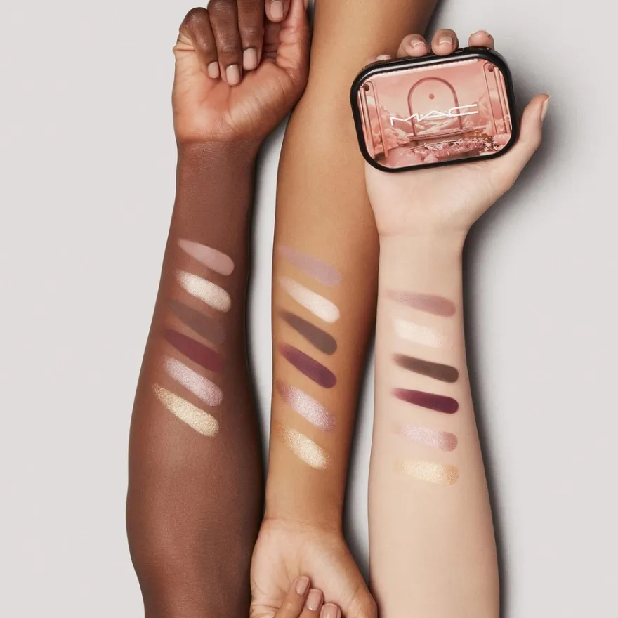 MAC Connect In Colour x6 Eye Shadow Palette luomiväripaletti 6,25 g