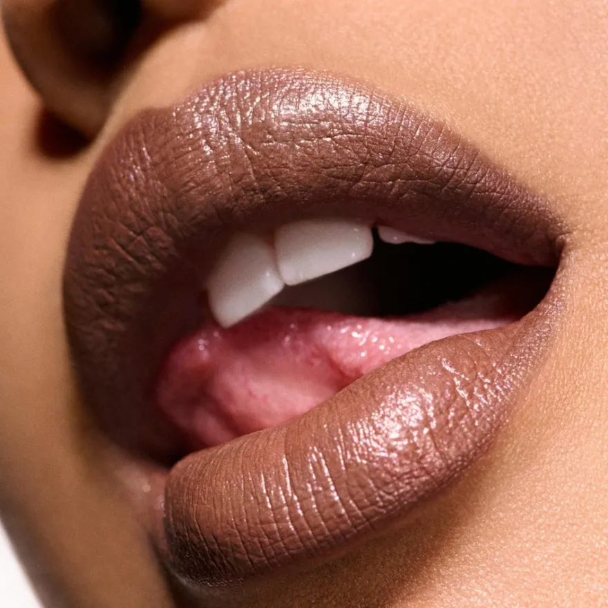 MAC Cosmetics Dazzlelips Crayon -huulipuna 1,5 g