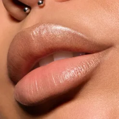 MAC Cosmetics Dazzlelips Crayon -huulipuna 1,5 g