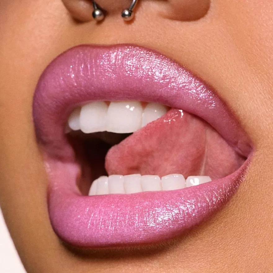 MAC Cosmetics Dazzlelips Crayon -huulipuna 1,5 g