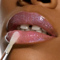 MAC Cosmetics Lipglass Air Non-Sticky Gloss -huulikiilto 5 ml
