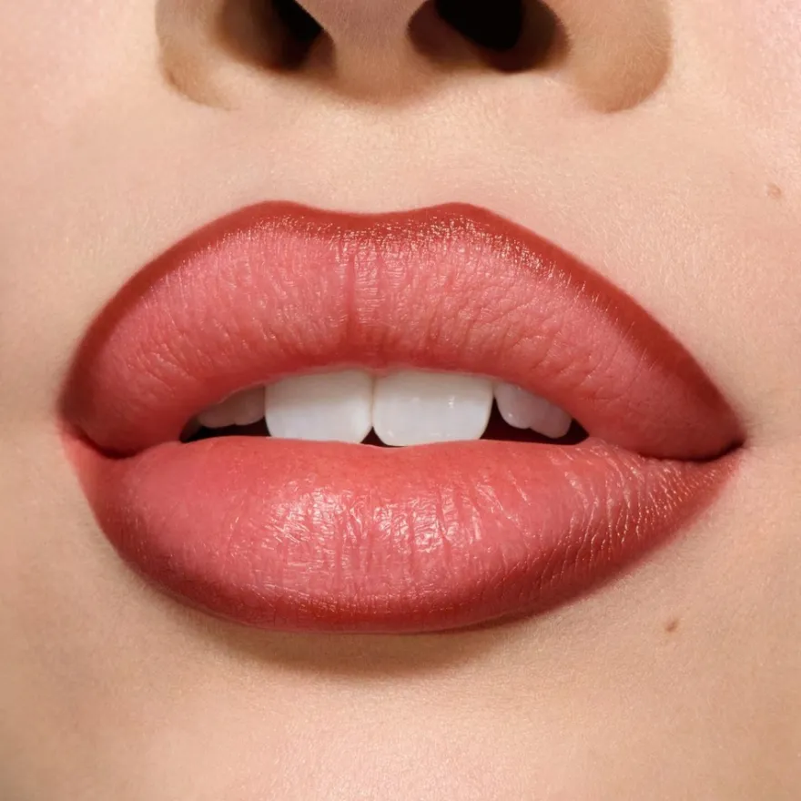 MAC Cosmetics Lipglazer Glossy Liner -huultenrajauskynä 0,25 g