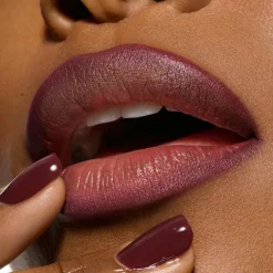 MAC Cosmetics Lipglazer Glossy Liner -huultenrajauskynä 0,25 g