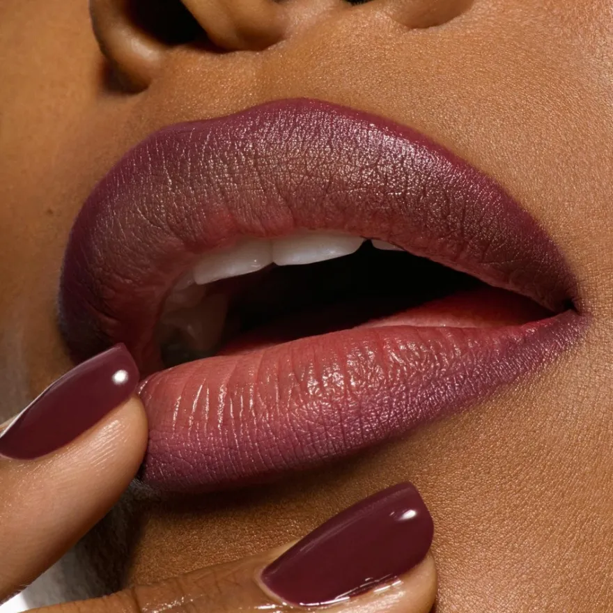 MAC Cosmetics Lipglazer Glossy Liner -huultenrajauskynä 0,25 g