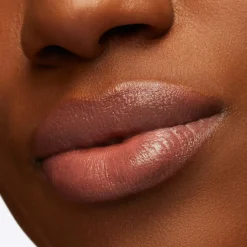 MAC Cosmetics Lustreglass Sheer Shine Lipstick -huulipuna 3,5 g
