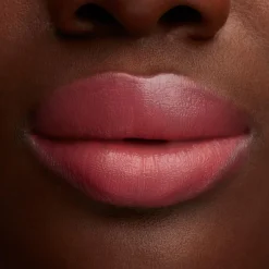 MAC Cosmetics Lustreglass Sheer Shine Lipstick -huulipuna 3,5 g