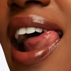 MAC Cosmetics Lustreglass Sheer Shine Lipstick -huulipuna 3,5 g