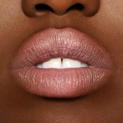 MAC Cosmetics Lustreglass Sheer Shine Lipstick -huulipuna 3,5 g