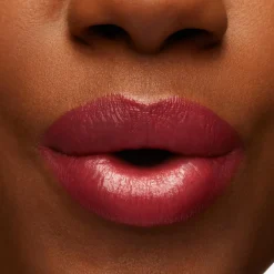 MAC Cosmetics Lustreglass Sheer Shine Lipstick -huulipuna 3,5 g
