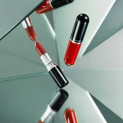 MAC Cosmetics Lustreglass Sheer Shine Lipstick -huulipuna 3,5 g