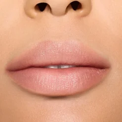 MAC Cosmetics Lustreglass Sheer Shine Lipstick -huulipuna 3,5 g