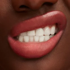 MAC Cosmetics Lustreglass Sheer Shine Lipstick -huulipuna 3,5 g
