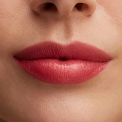 MAC Cosmetics Lustreglass Sheer Shine Lipstick -huulipuna 3,5 g