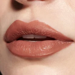 MAC Cosmetics Lustreglass Sheer Shine Lipstick -huulipuna 3,5 g