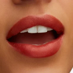 MAC Cosmetics Lustreglass Sheer Shine Lipstick -huulipuna 3,5 g