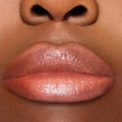MAC Cosmetics Lustreglass Sheer Shine Lipstick -huulipuna 3,5 g