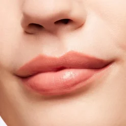 MAC Cosmetics Lustreglass Sheer Shine Lipstick -huulipuna 3,5 g