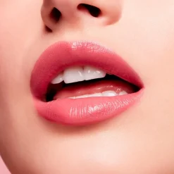 MAC Cosmetics Lustreglass Sheer Shine Lipstick -huulipuna 3,5 g