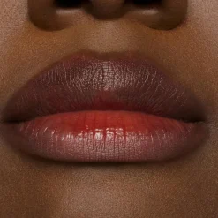 MAC Cosmetics Lustreglass Stainglass Lip Tint -nestemäinen huulipuna 3 g