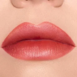 MAC Cosmetics Lustreglass Stainglass Lip Tint -nestemäinen huulipuna 3 g