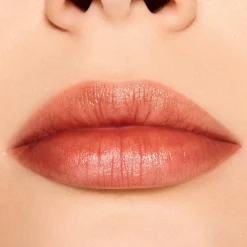 MAC Cosmetics Lustreglass Stainglass Lip Tint -nestemäinen huulipuna 3 g