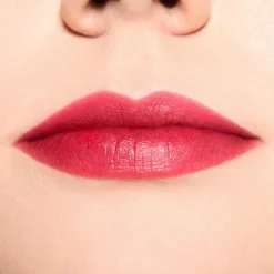 MAC Cosmetics Lustreglass Stainglass Lip Tint -nestemäinen huulipuna 3 g