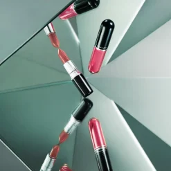 MAC Cosmetics Lustreglass Stainglass Lip Tint -nestemäinen huulipuna 3 g