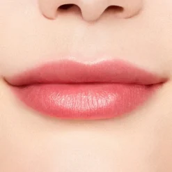 MAC Cosmetics Lustreglass Stainglass Lip Tint -nestemäinen huulipuna 3 g